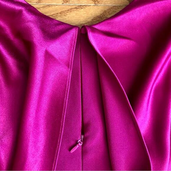 HALSTON Cape Sleeve Open Back Mini Sheath Dress Red Women’s Size 6 - Picture 6 of 11